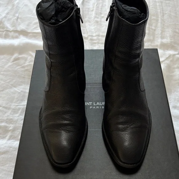 Saint Laurent | Shoes | Saint Laurent Mens Black Leather  display picture 1